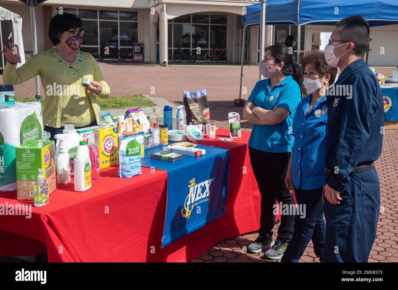 YOKOSUKA, Japón (22 de abril de 2022) El Navy Exchange (NEX) Yokosuka