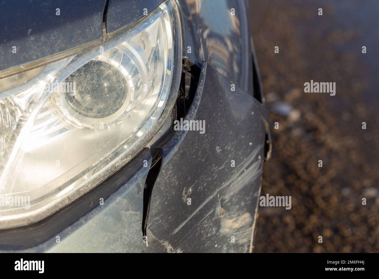 Guardabarros del coche fotografías e imágenes de alta resolución - Alamy