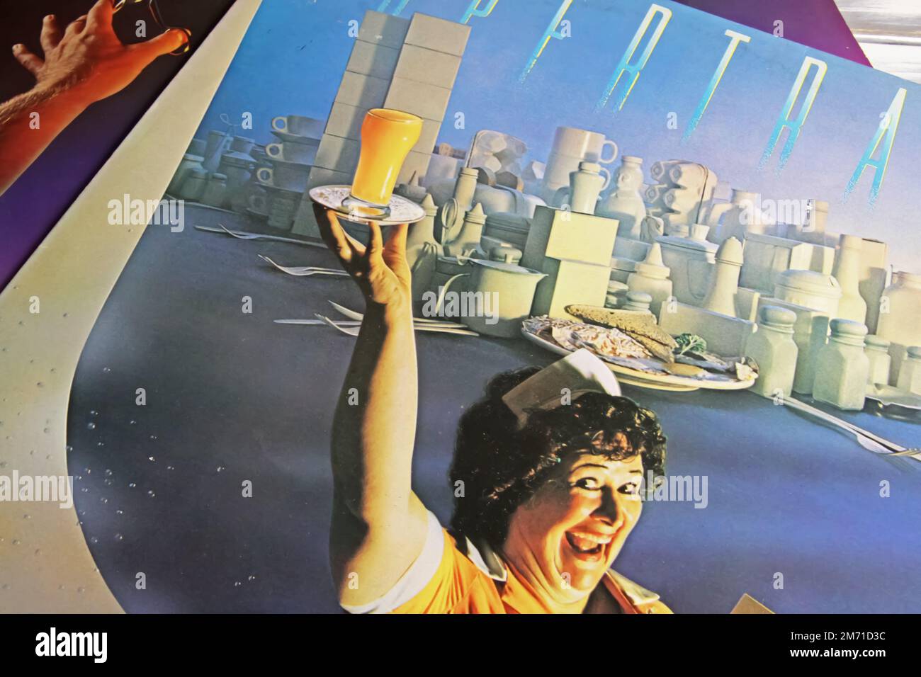 Viersen, Alemania - mayo de 9. 2022: Primer plano de la portada del álbum de  vinilo Breakfast in America de la banda Supertramp Fotografía de stock -  Alamy