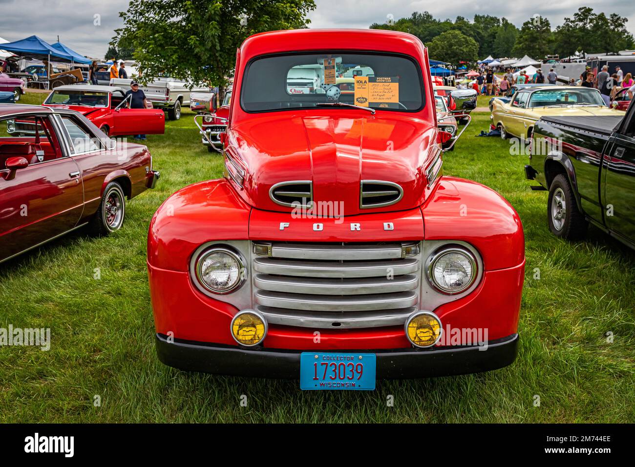 La camioneta del equipo a fotografías e imágenes de alta resolución - Alamy