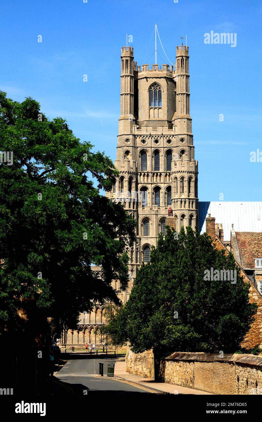 Catedral de Ely, Torre Oeste, Catedrales inglesas, medieval, Cambridgeshire, Inglaterra, Reino Unido Foto de stock