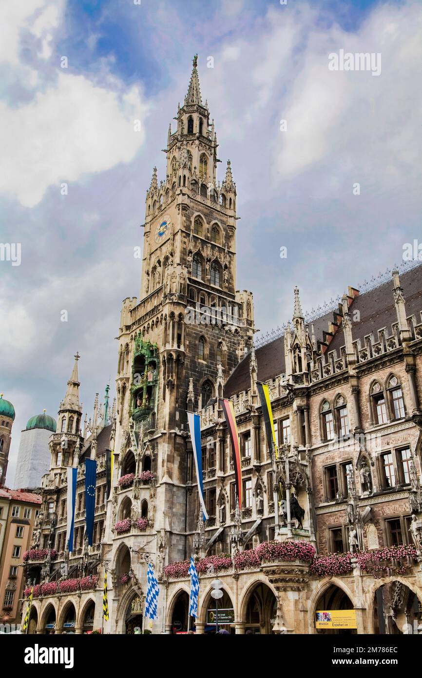 El Rathaus Glockenspiel, Munich, Alemania Foto de stock