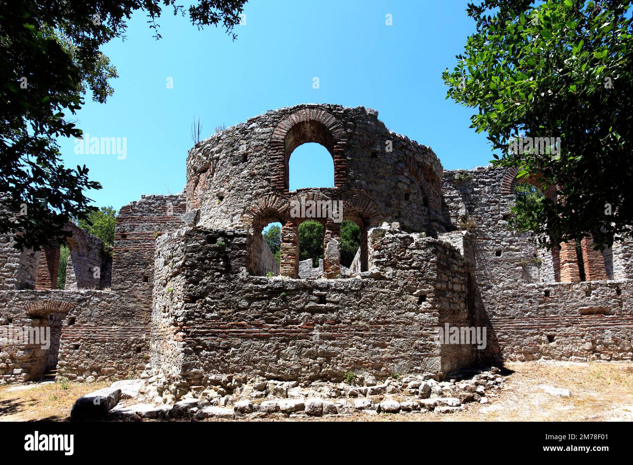Ruinas de la Gran Basillica, antigua Butrint, Patrimonio de la