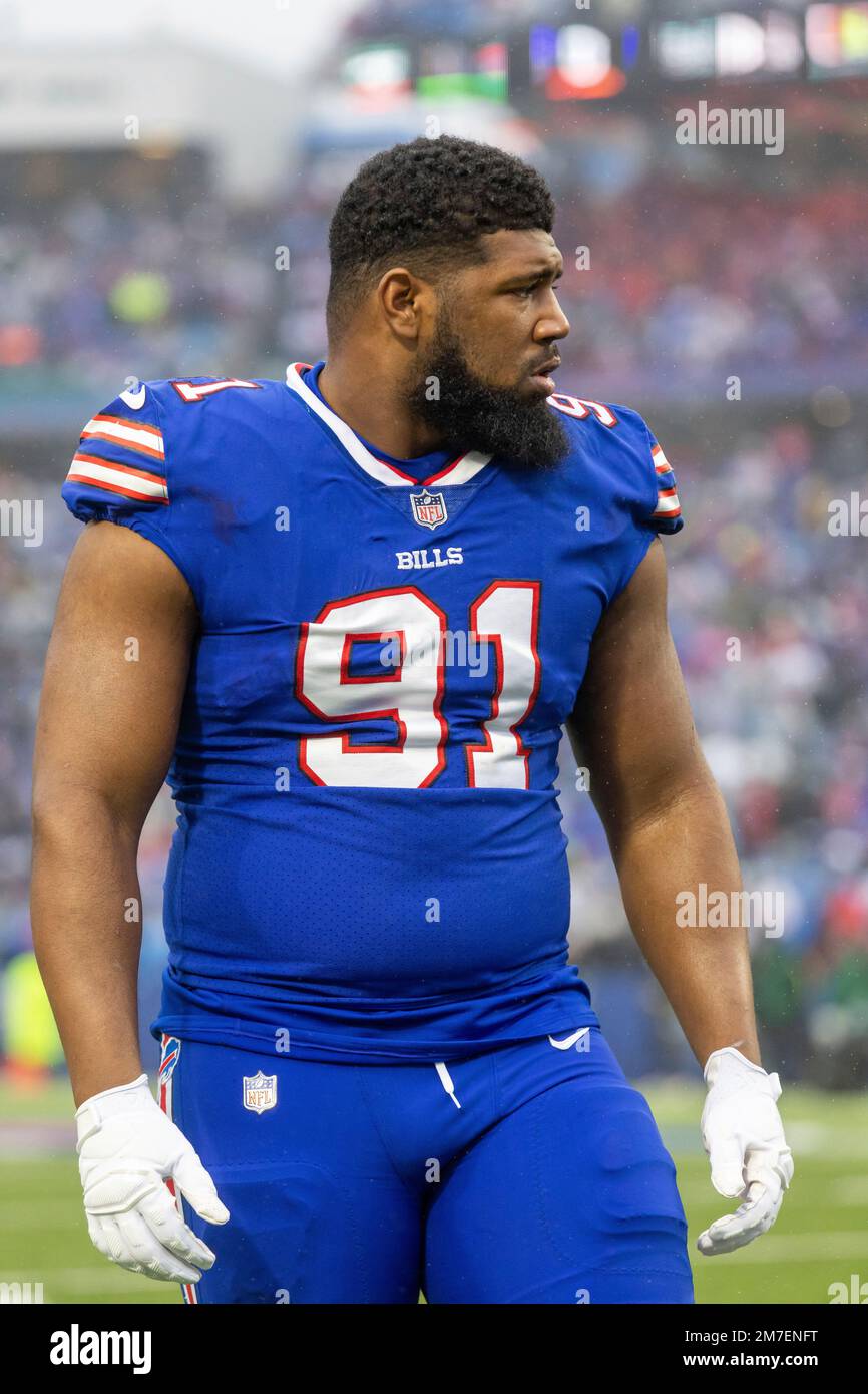 Buffalo Bills defensive tackle Ed Oliver (91) before playing