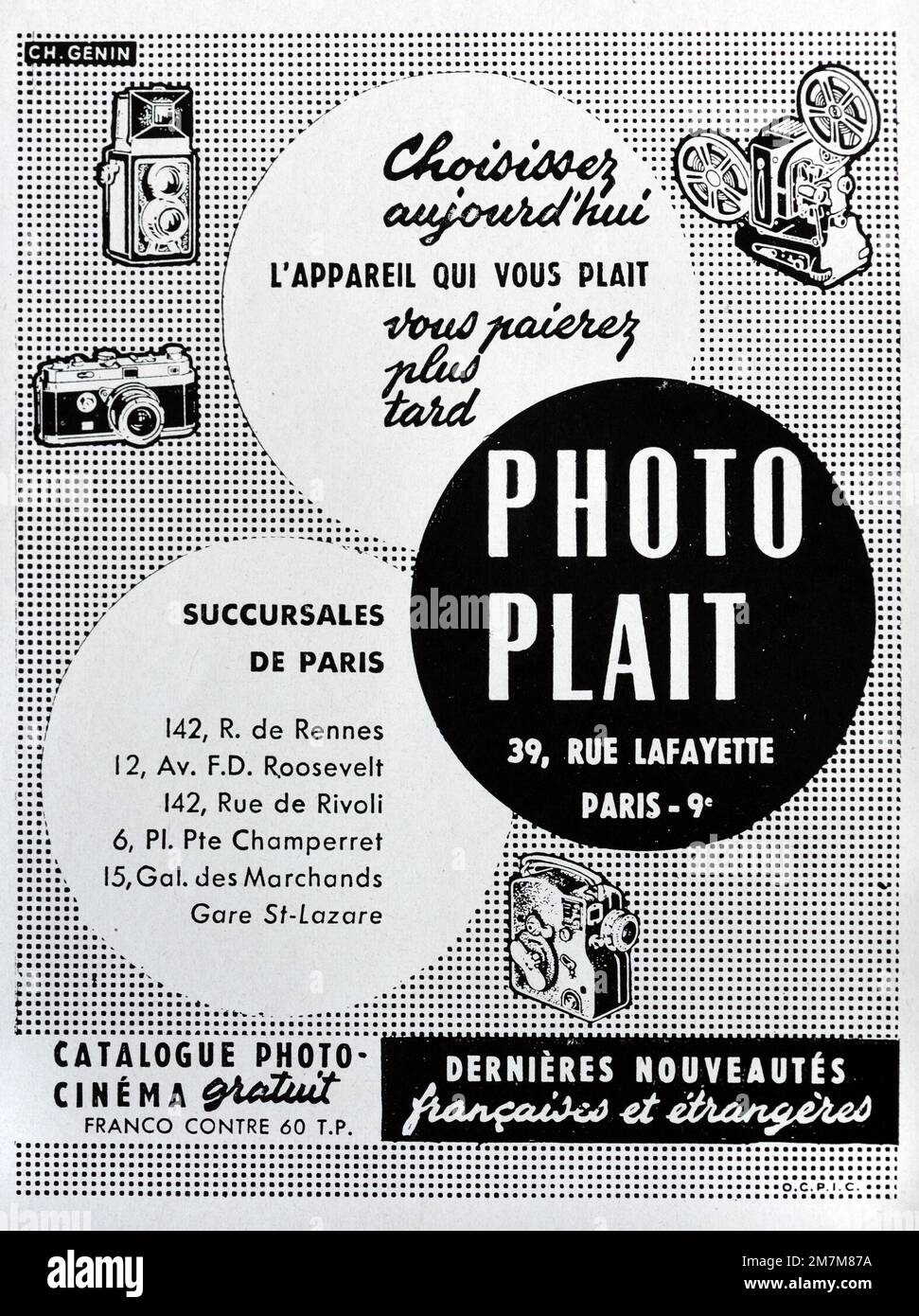 Vintage o antiguo anuncio, publicidad, publicidad o ilustración para la tienda fotográfica y el estudio de la foto Plait en París Francia. Anuncio 1956 Foto de stock