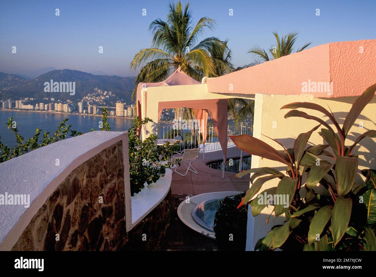 Hotel brisas fotografías e imágenes de alta resolución - Alamy