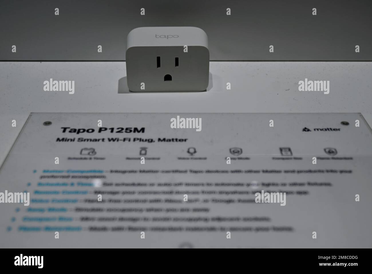 TP-Link dijo que el enchufe inteligente Tapo será su primer producto con  Matter preinstalado para salir a la venta a partir de marzo. Foto: Matt  Haldane / SCMP Fotografía de stock 