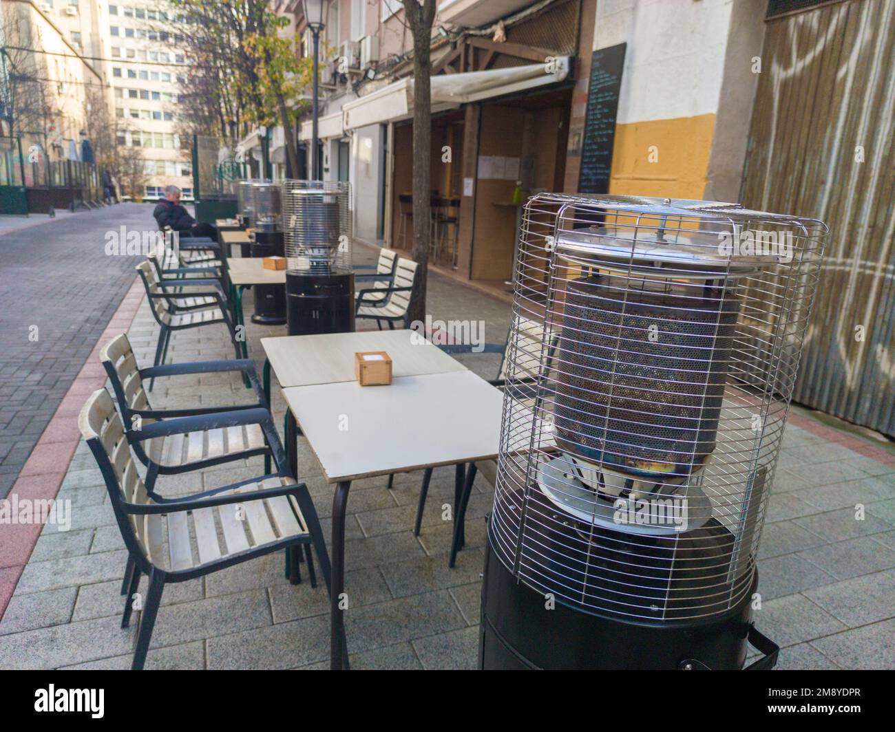 Estufas de gas de terraza fotografías e imágenes de alta resolución Alamy