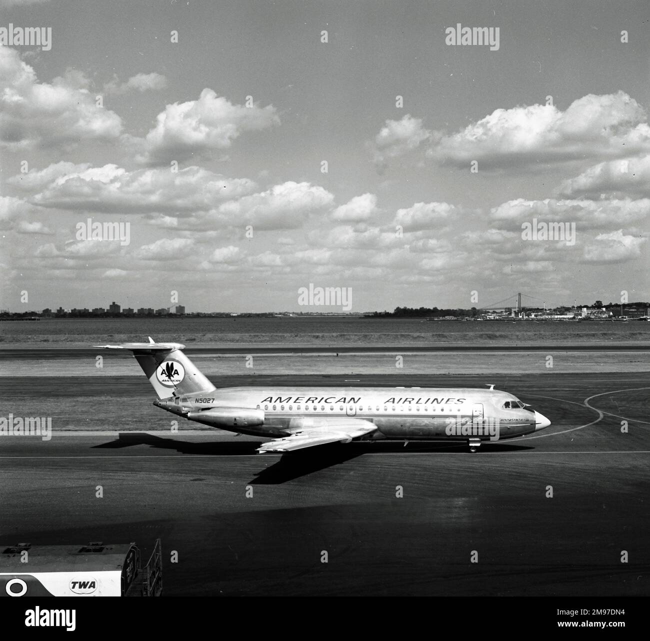 El BAC 1-11-401 de American Airlines saldrá en el aeropuerto La Guardia de Nueva York el 4 de octubre de 1968 Foto de stock