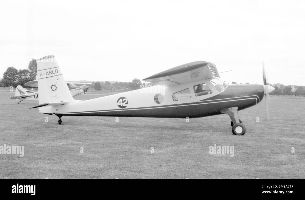 Helio H-395 super Courier G- ARLD (msn 522), con la carrera número 42, para una Kings Cup Air Race. Foto de stock