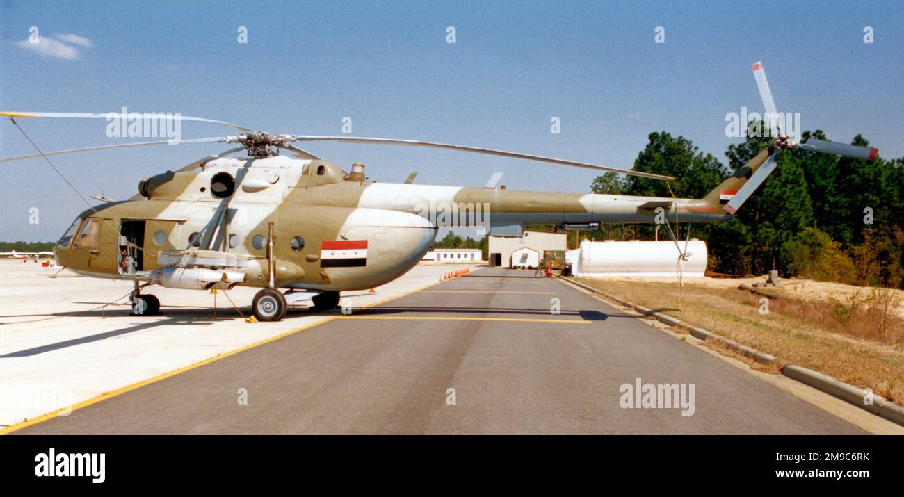 Capturado iraquí Mil Mi-8 Foto de stock