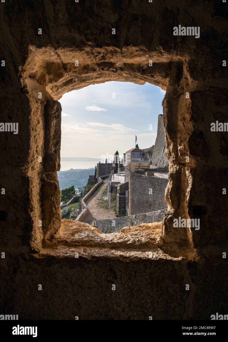 Vistas desde el castillo de Klis, Croacia Foto de stock