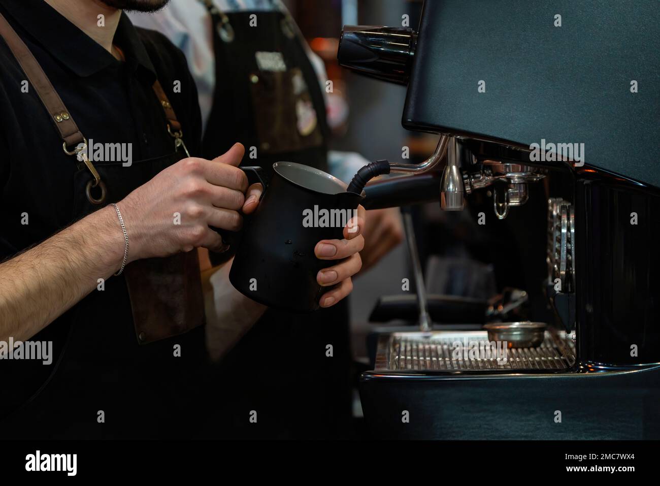 Café espresso americano crema de leche fotografías e imágenes de alta  resolución - Alamy