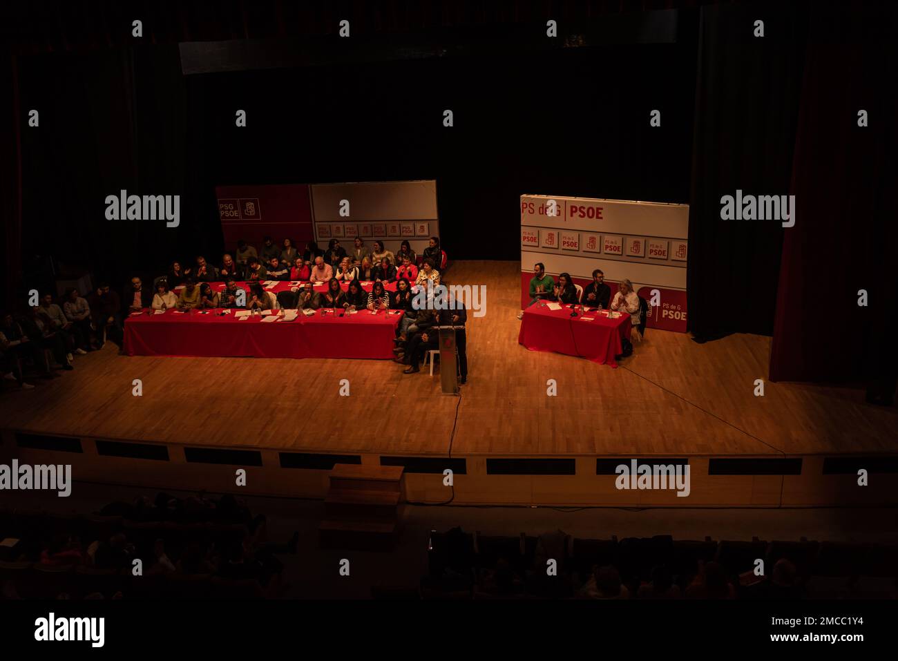 Cangas, España, 21 de enero de 2023: Presentación de los candidatos del PSOE a las alcaldías por David Regades Foto de stock