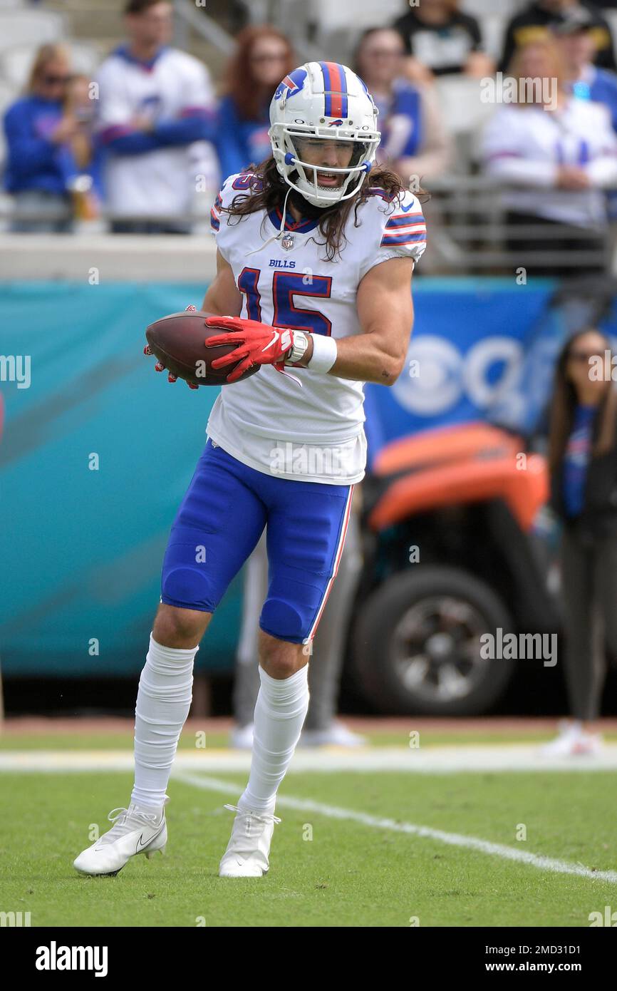Buffalo Bills wide receiver Jake Kumerow (15) warms up before an NFL