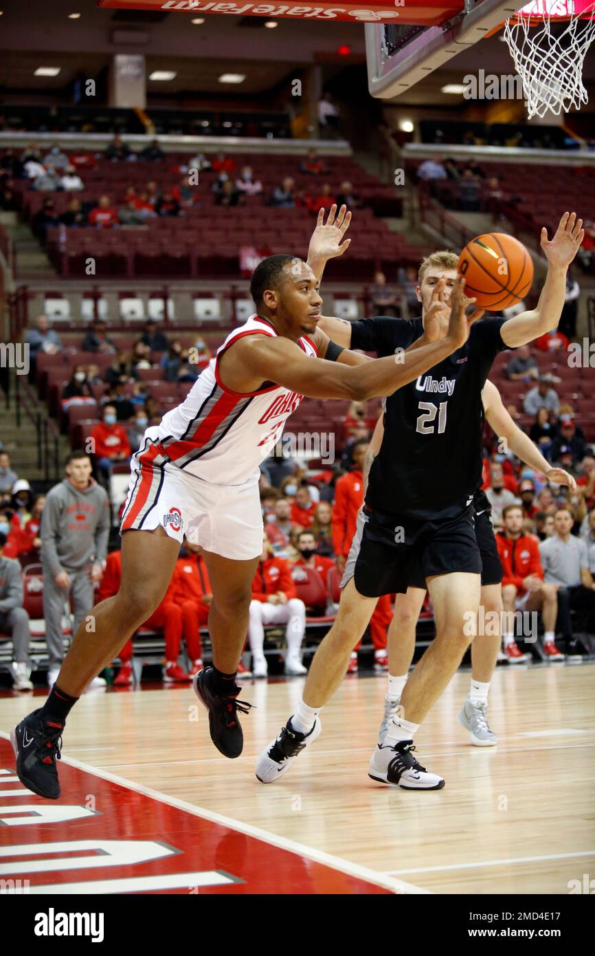 Ohio State forward Zed Key, left, passes in front of Indianapolis