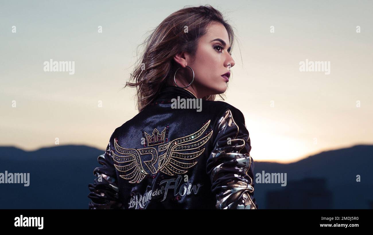 La reina del flow fotografías e imágenes de alta resolución - Alamy