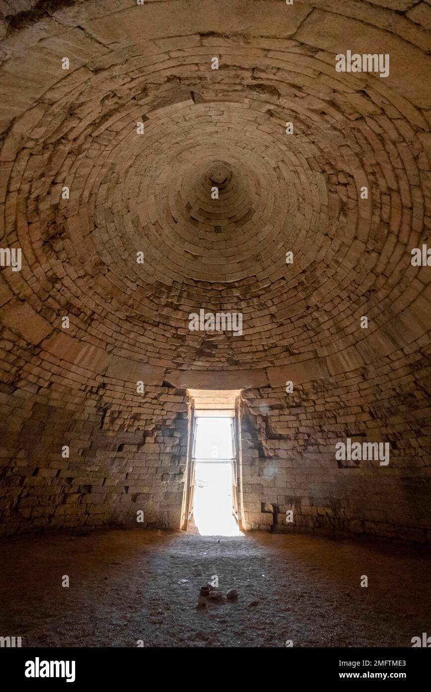 Tumba de Tholos, Tumba de Aigisthos, Periodo Heládico Tardío, Micenas