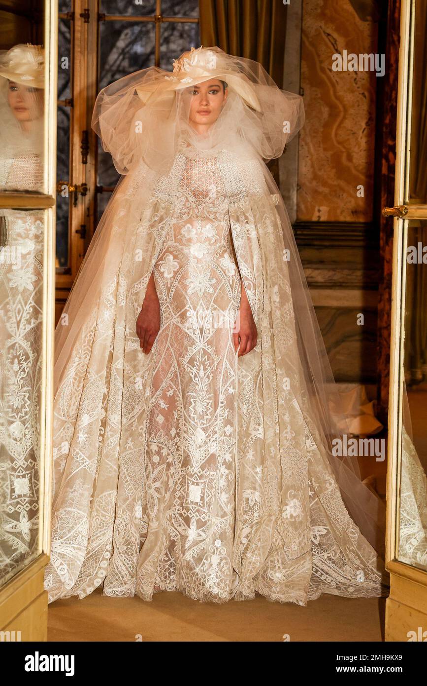 Zuhair murad novia sale