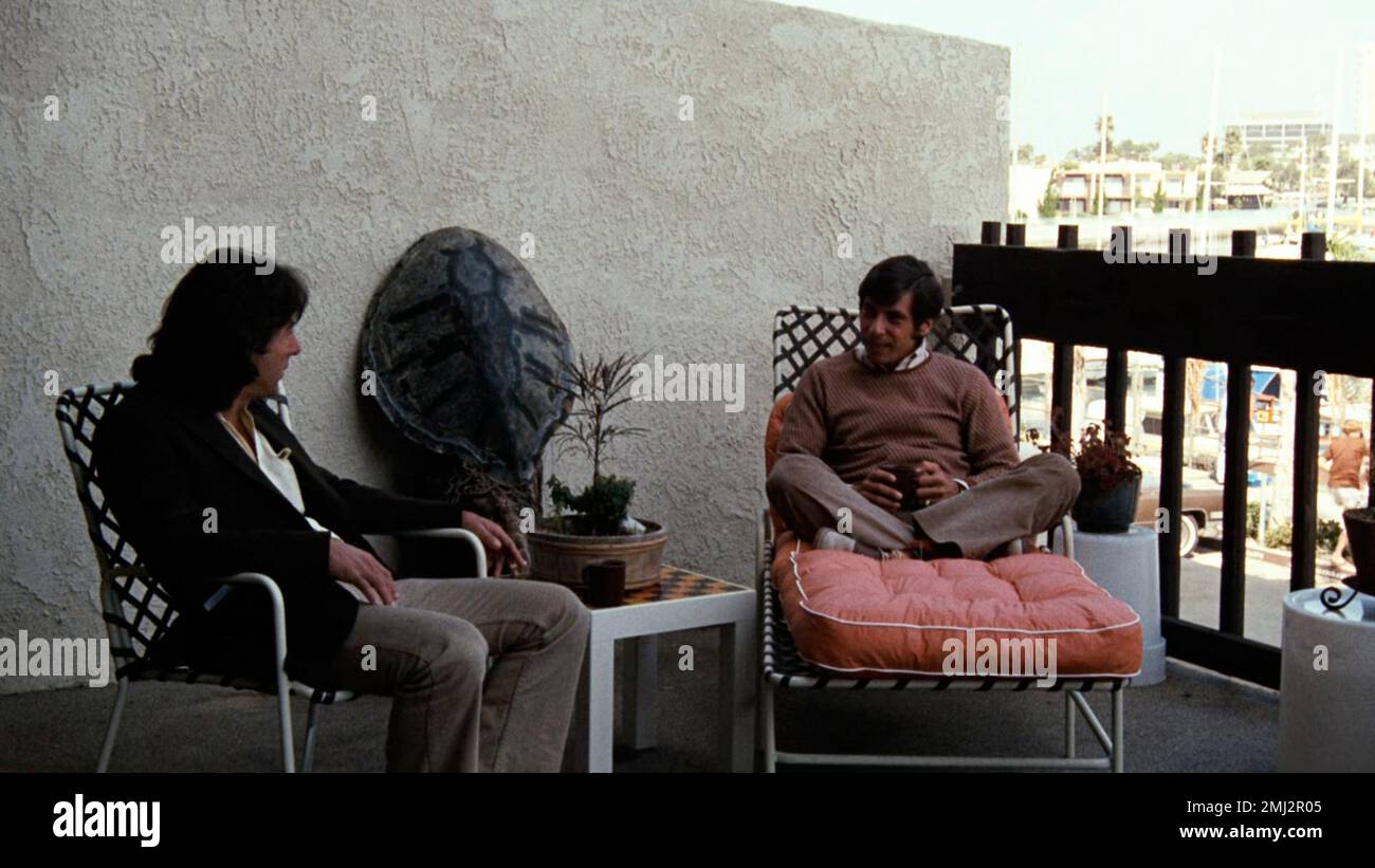 Los Angeles.CA.USA. Dustin Hoffman y Robert Walden en una escena de (C