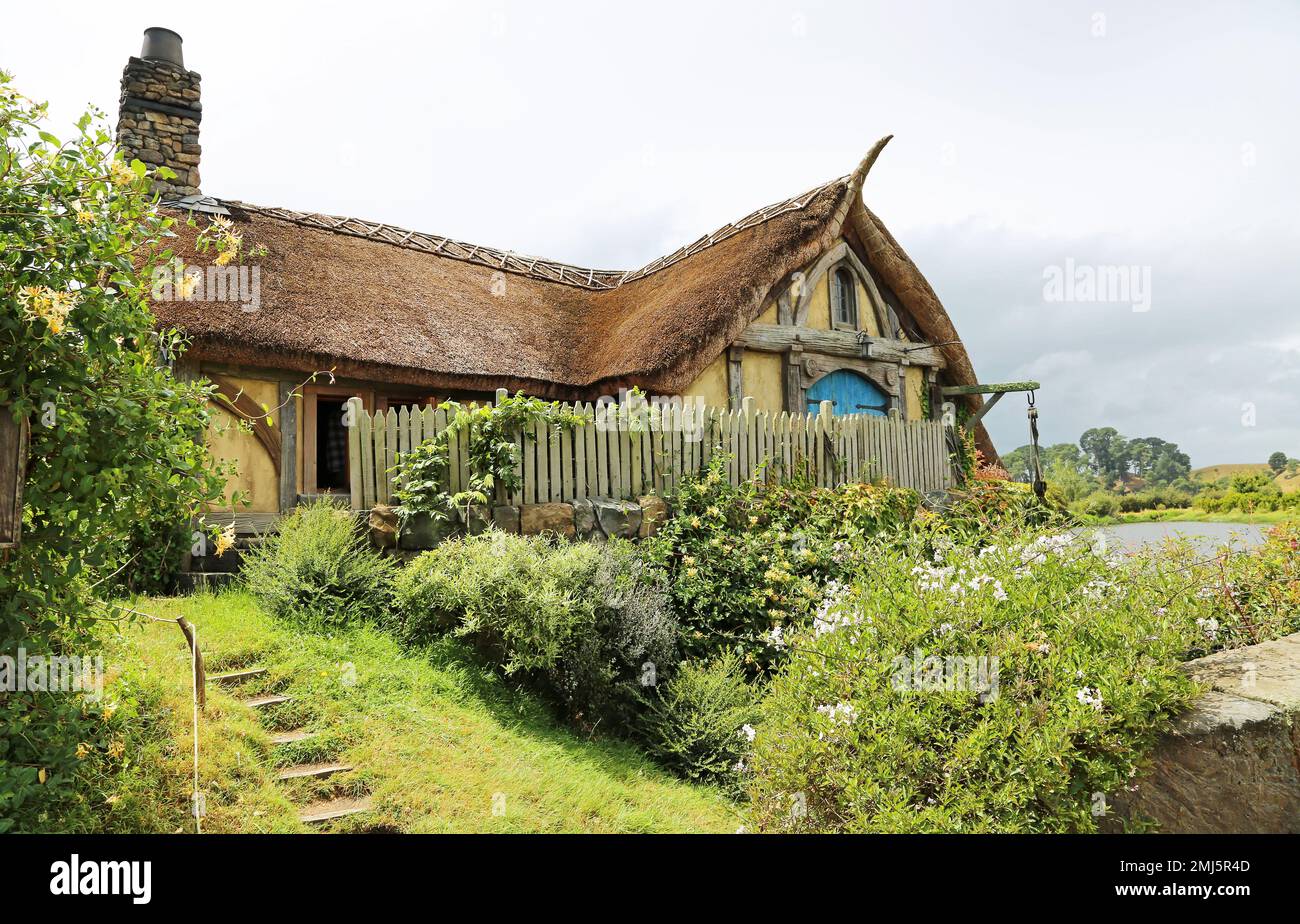 Mill house hill - Hobbiton - Matamata, Nueva Zelanda Foto de stock