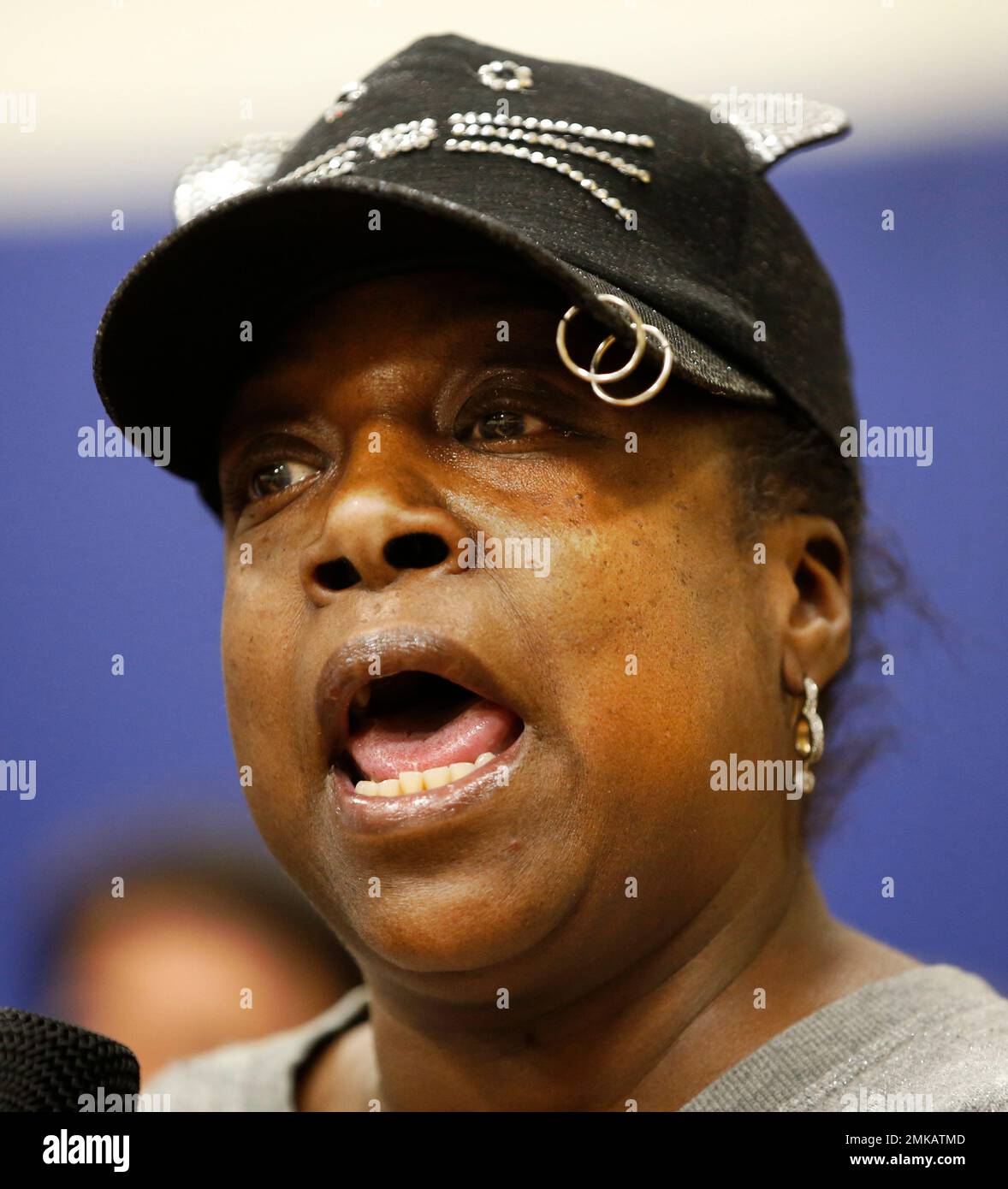 HOLD FOR STORY BY KAREN MATTHEWS Queensbridge Houses Resident