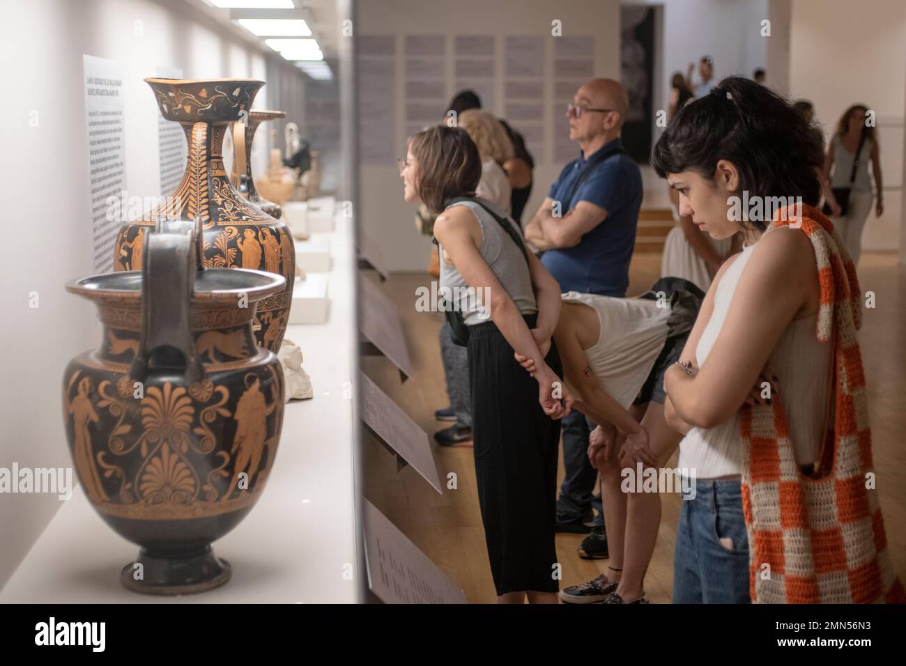 Arte griego, colección del Museo Arqueológico Nacional de Taranto. Museo Nacional de Bellas Artes, Buenos Aires, Argentina Foto de stock