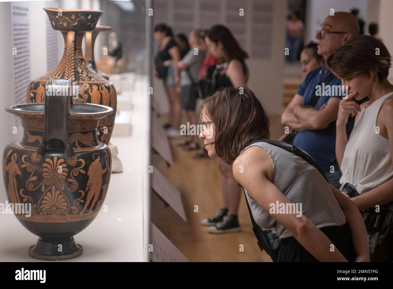 Arte griego, colección del Museo Arqueológico Nacional de Taranto. Museo Nacional de Bellas Artes, Buenos Aires, Argentina Foto de stock