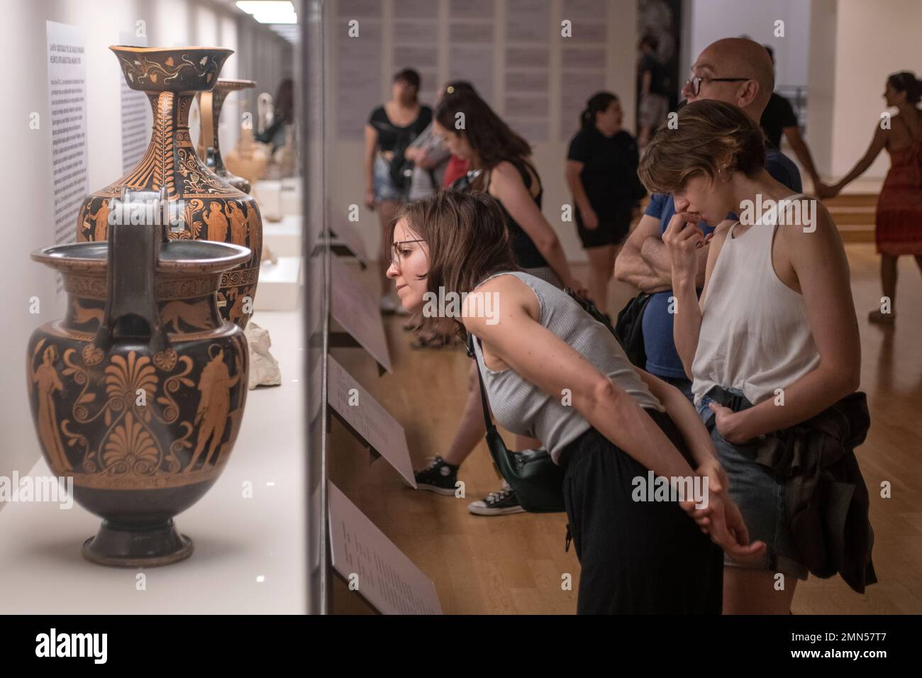 Arte griego, colección del Museo Arqueológico Nacional de Taranto. Museo Nacional de Bellas Artes, Buenos Aires, Argentina Foto de stock