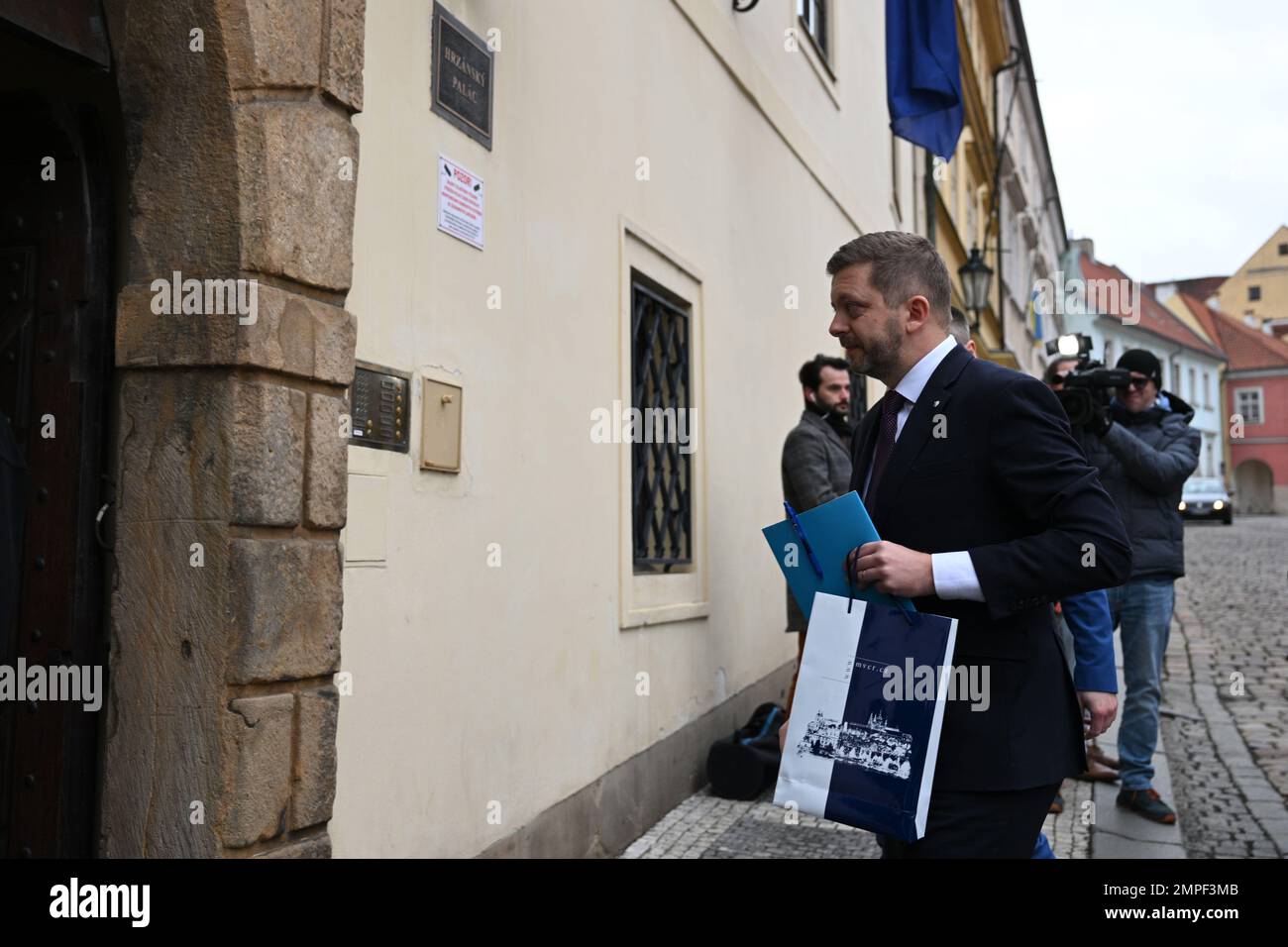 El ministro del Interior checo, Vit Rakusan, asiste a la reunión con el presidente electo Petr Pavel, el 31 de enero de 2023, en Praga, República Checa. (Foto CTK/Michal Kamaryt) Foto de stock