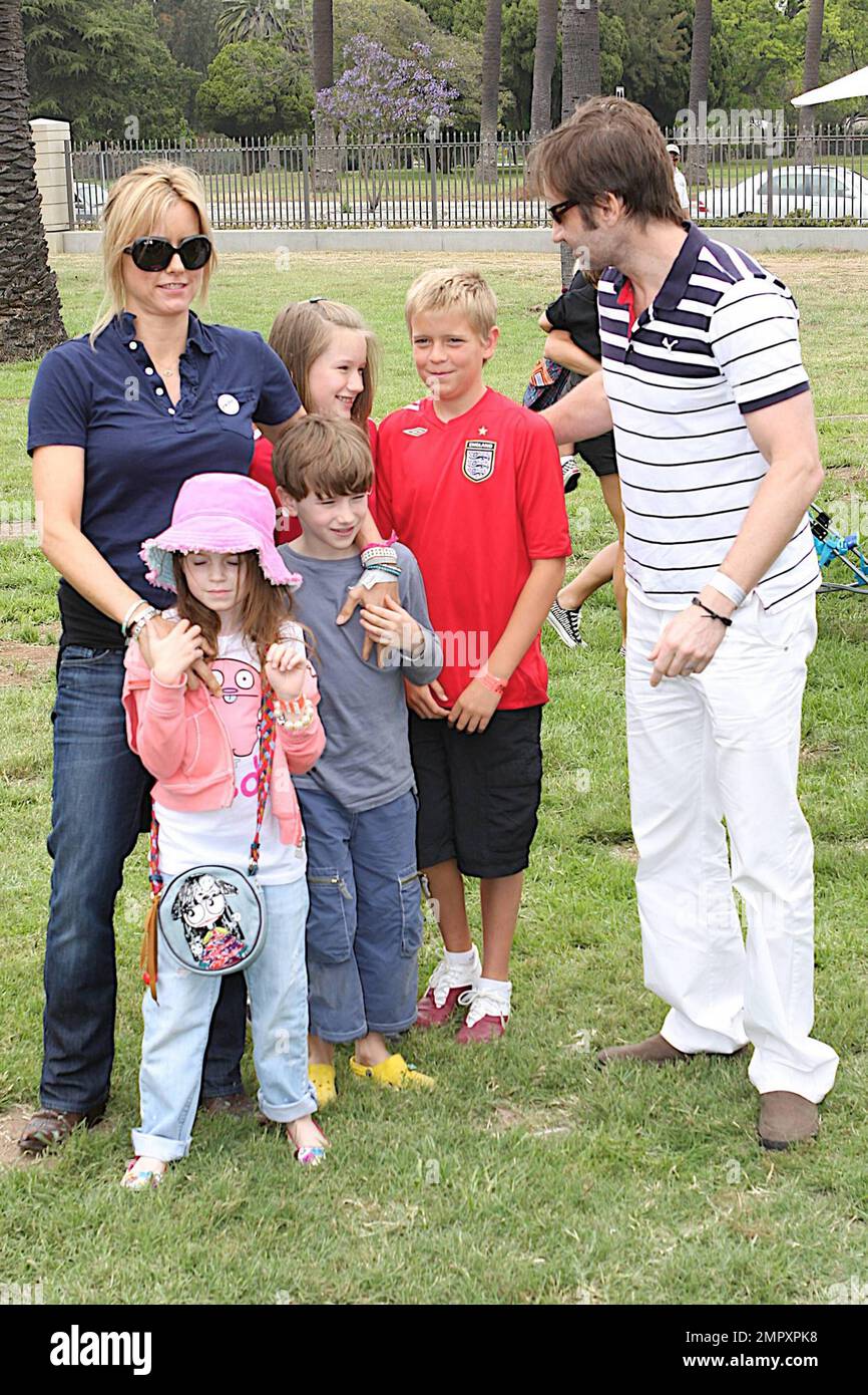 La pareja de actores David Duchovny y TŽa Leoni traen a sus hijos, su