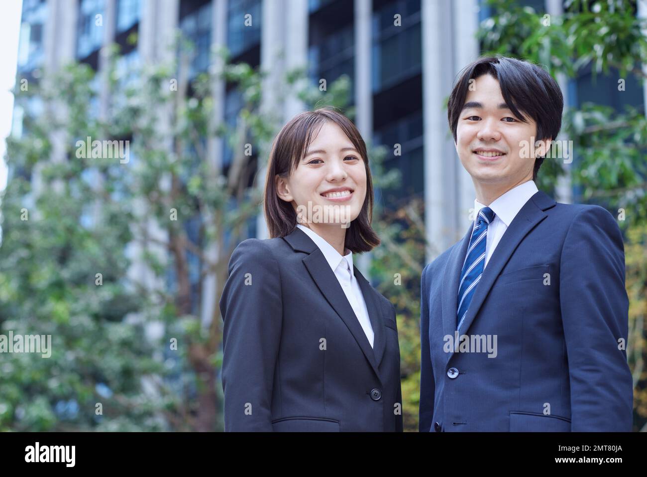 Joven retrato de empresarios japoneses Foto de stock