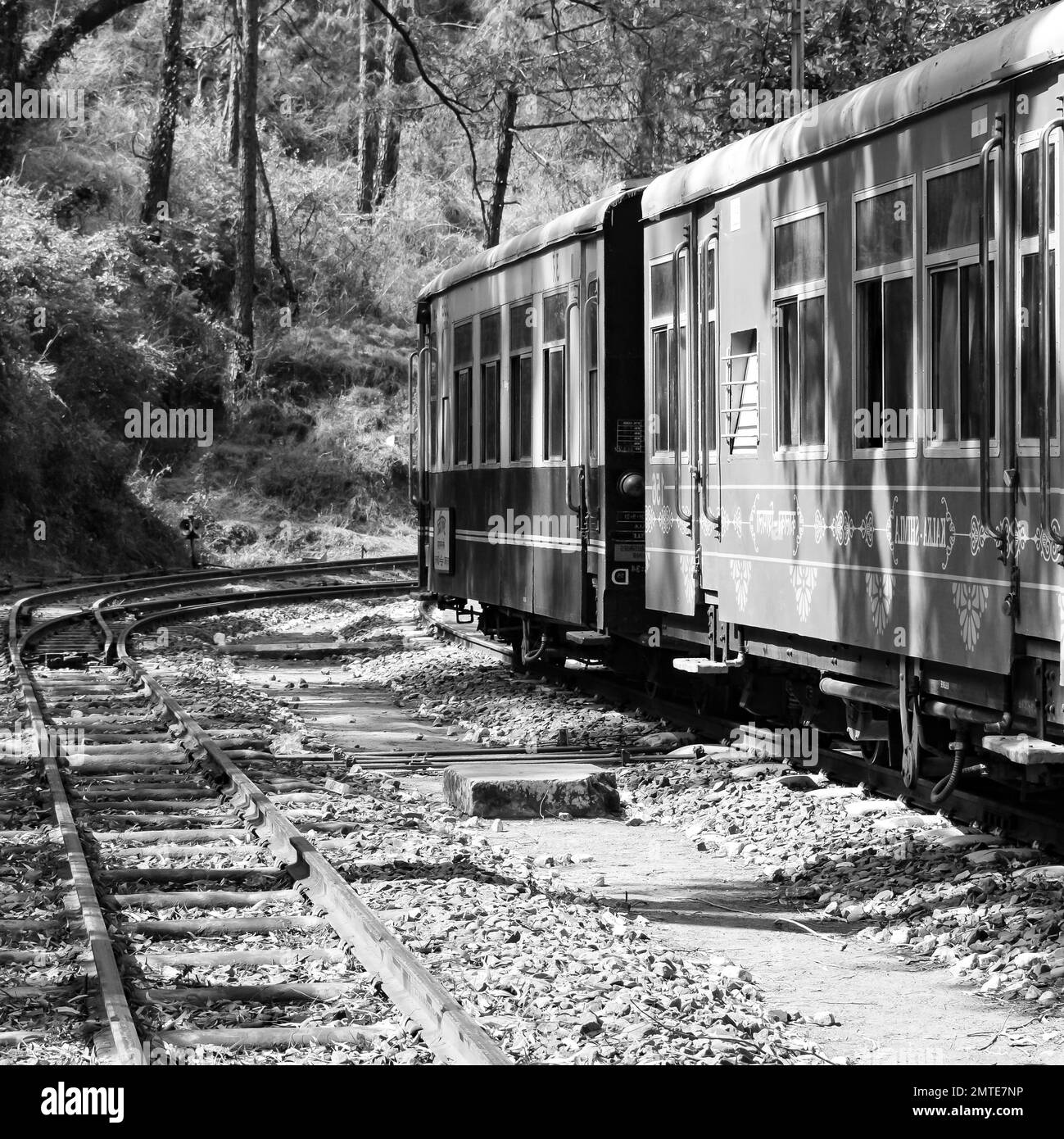 Antiguo ferrocarril midland Imágenes de stock en blanco y negro - Alamy