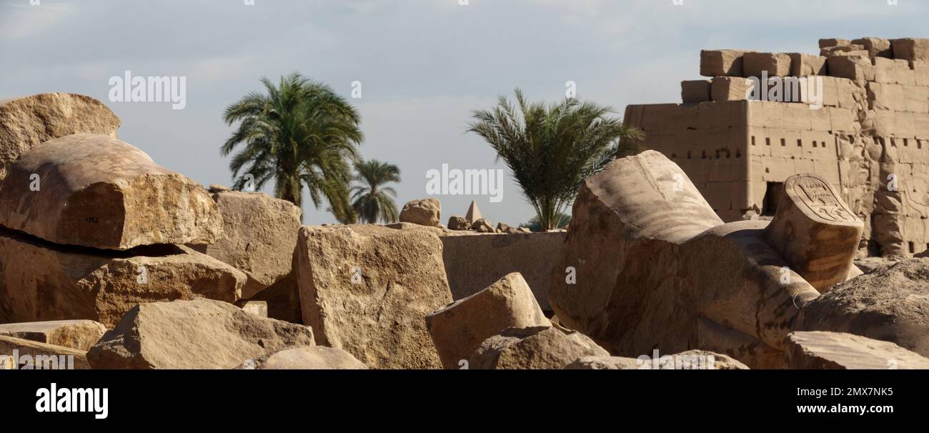 Pylon, Templo Karnak, Luxor, Egipto Foto de stock