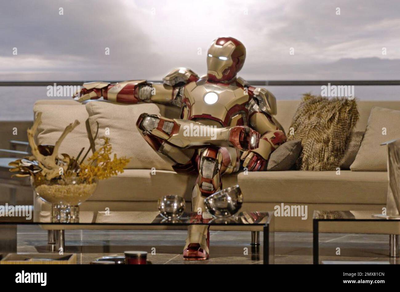 IRON MAN 2008 Marvel Studios película con Robert Downey Jnr Fotografía de  stock - Alamy