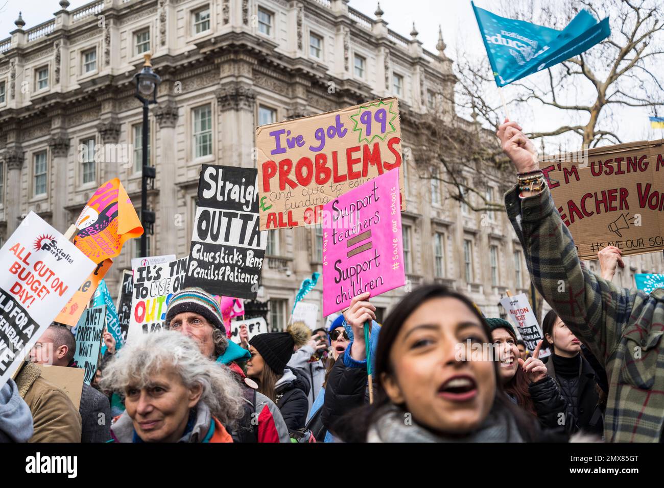 Maestros y funcionarios se unen a una huelga masiva en el 'miércoles de huelga', Londres, Reino Unido. 01/02/2023 Foto de stock