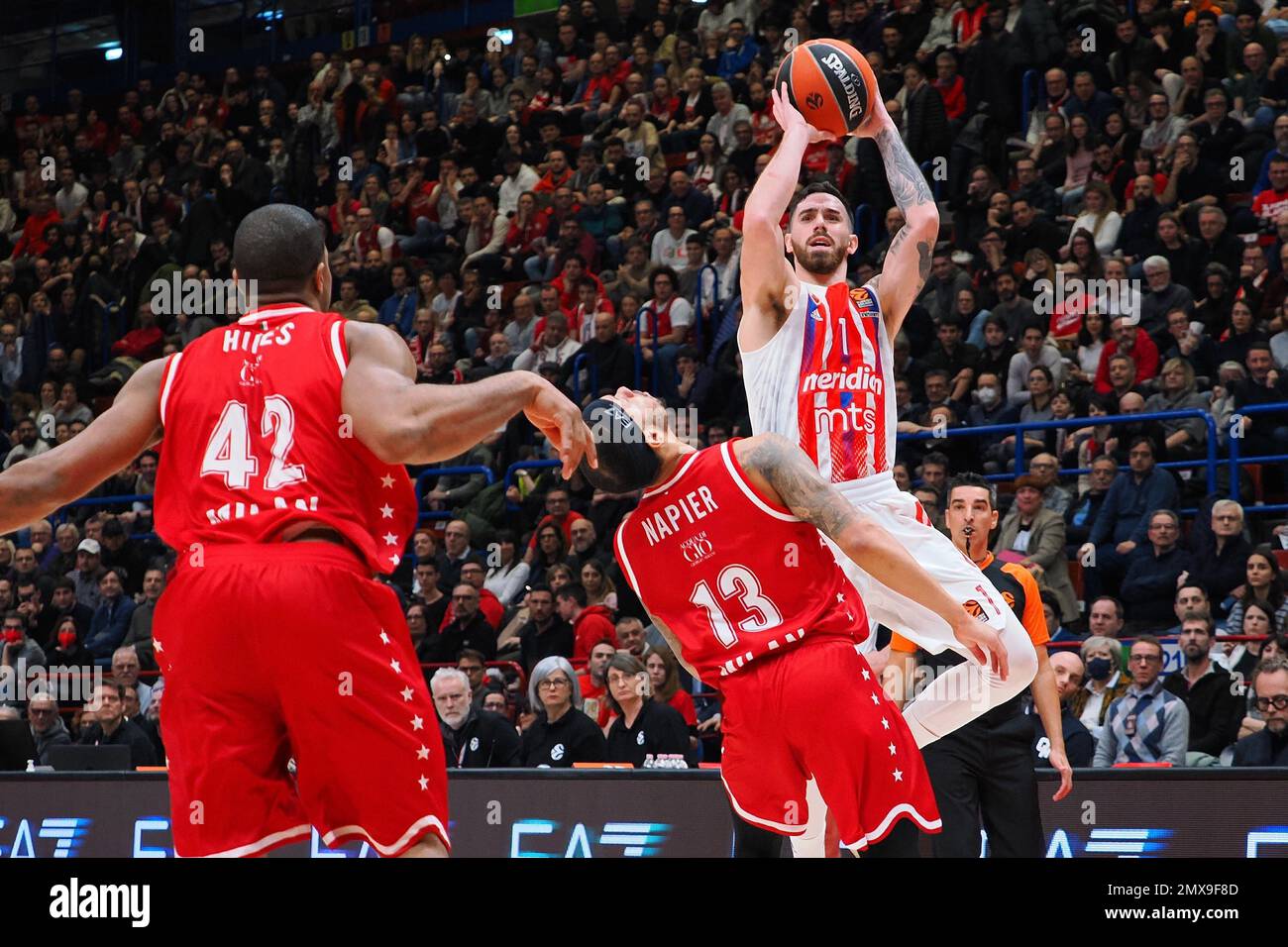 Milán, Italia. 02nd de febrero de 2023. Luca Vildoza (Crvena Zvezda  Belgrado) durante el Emporio Armani Milano vs Crvena Zvezda EA7, Campeonato  de la Euroliga de Baloncesto en Milán, Italia, Febrero 02