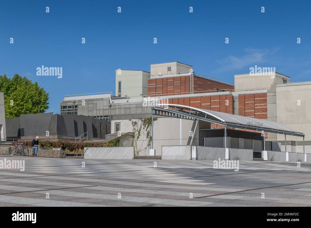 Museo de Artes Decorativas, Kulturforum, Tiergarten, Mitte, Berlín  Fotografía de stock - Alamy