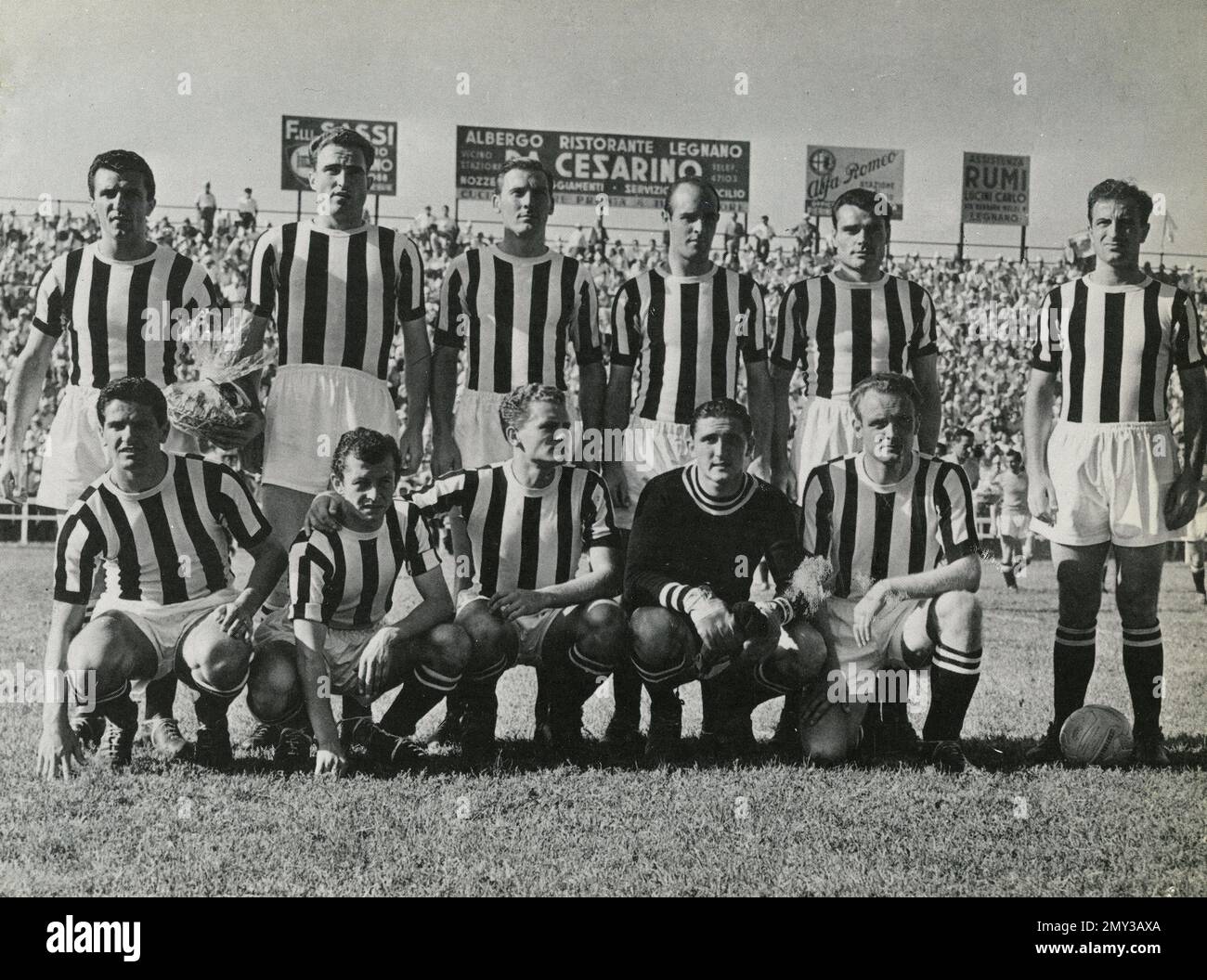 Equipo de fútbol italiano Juventus de Giancarlo Boniperti, Italia 1952 Foto de stock