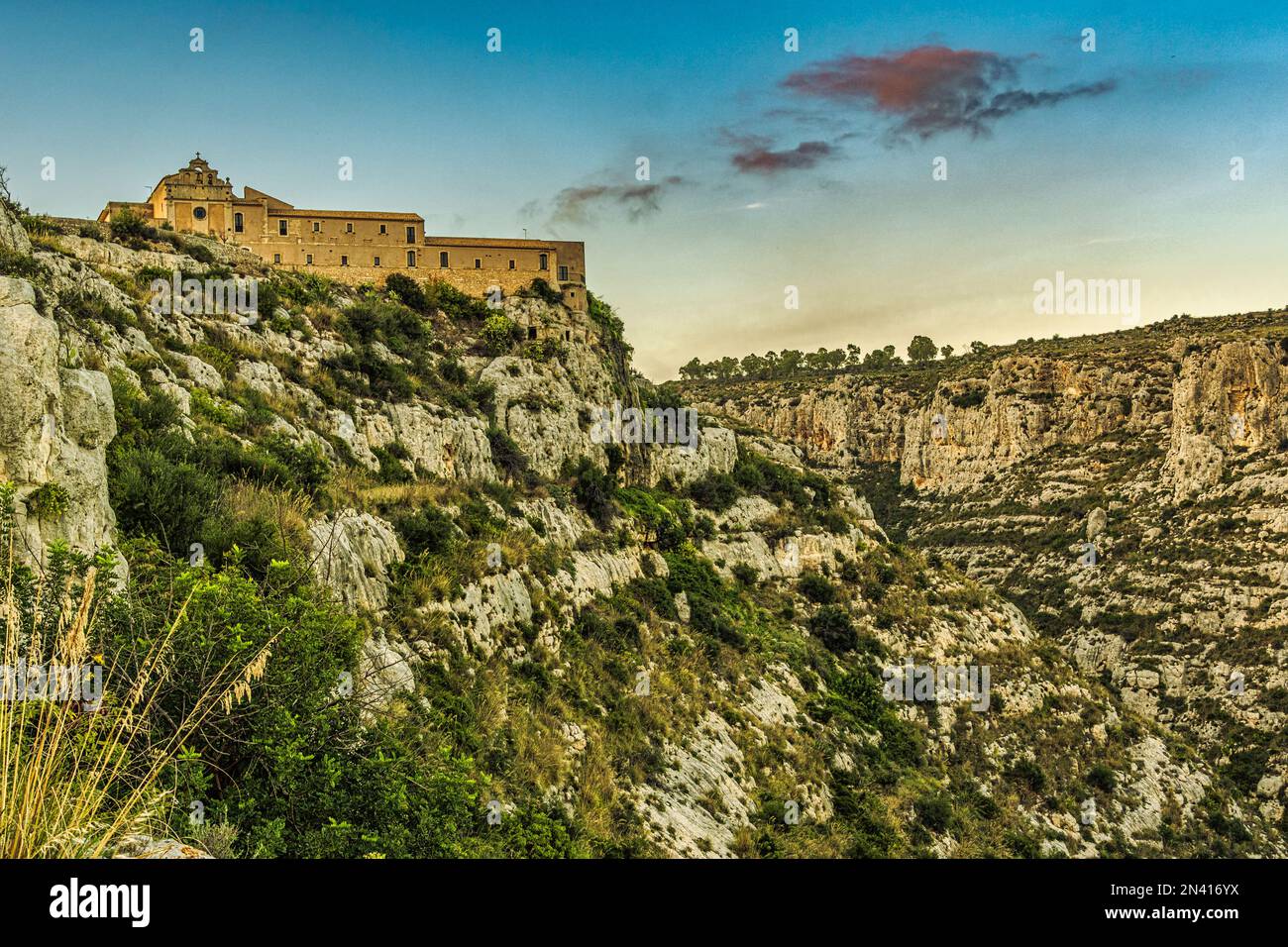 La Ermita de Avola Antica, Convento Santuario Madonna delle Grazie, en