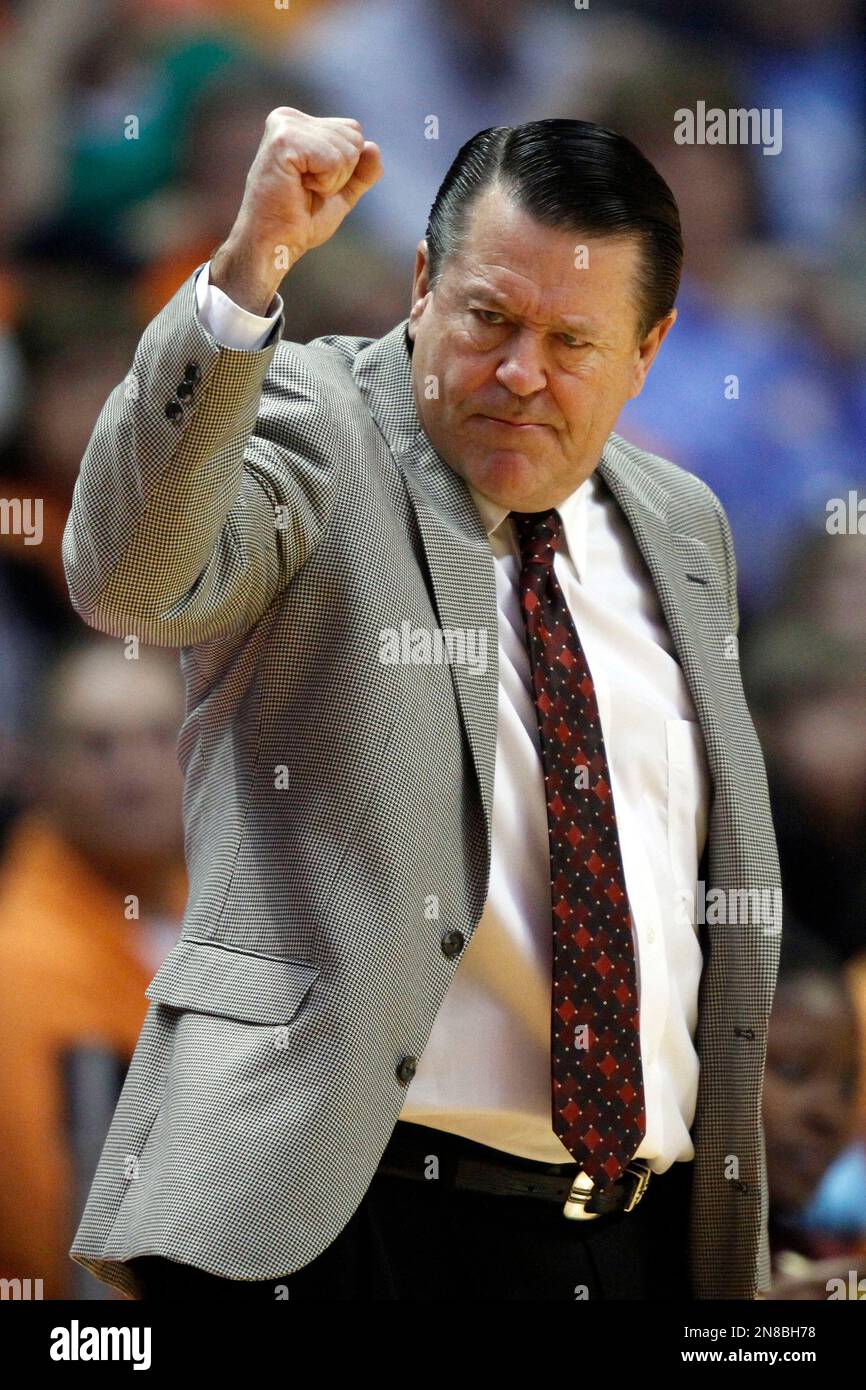 head coach Andy Landers during the first half of an NCAA women