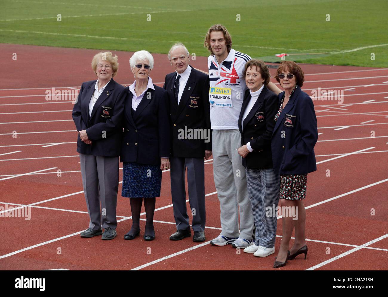 Celebrating the 60 years of their achievements at the 1952 Helsinki