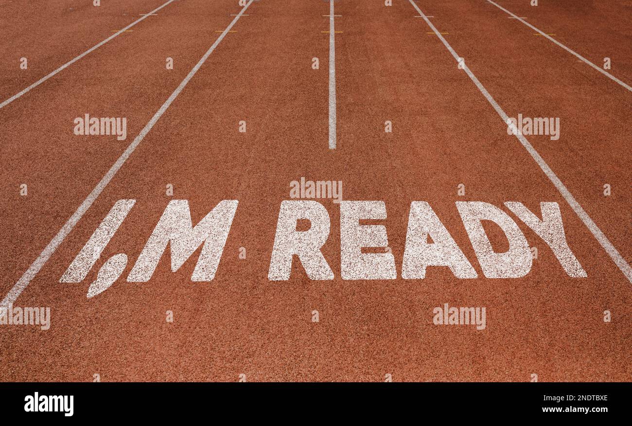 IM listo escrito en la pista de correr, nuevo concepto en el texto de