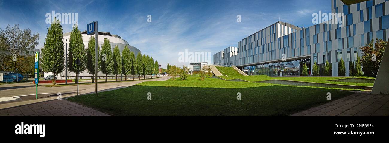 Vista panorámica del campus de investigación de la Universidad Técnica de Munich (TUM) en Garching, Alemania Foto de stock