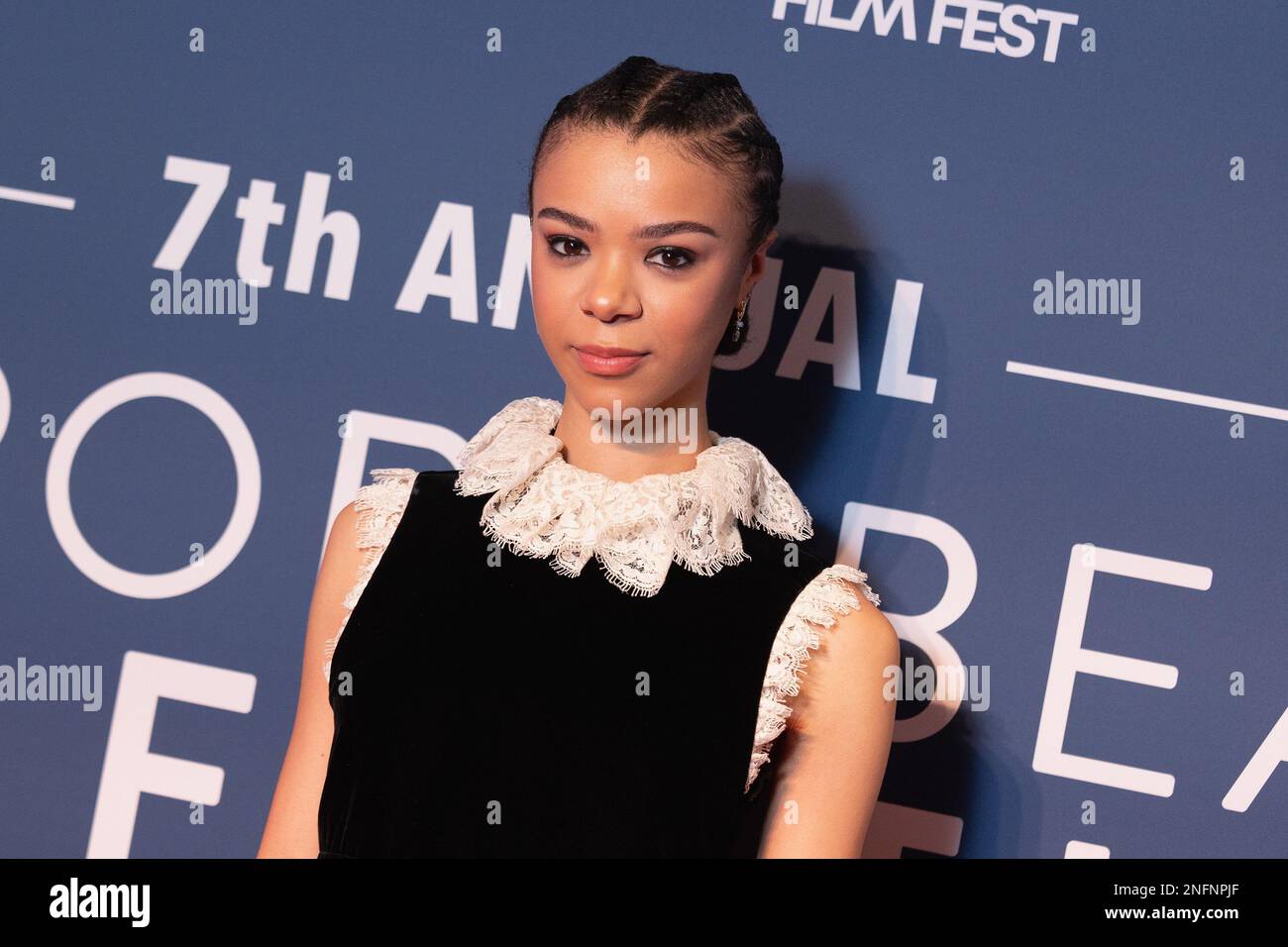 Londres, Reino Unido. 16 de febrero de 2023. Londres, Reino Unido. India Amarteifio asiste al Newport Beach Film Festival UK Honours 2023 Red Carpet Arrivals en el Londoner Hotel, Leicester Square en Londres, Inglaterra. Crédito: S.A.M./Alamy Live News Foto de stock