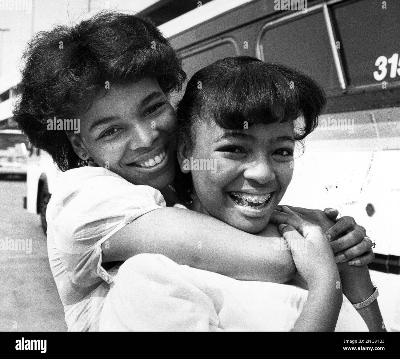 Television actress Kim Fields, right, who starred in "Facts of Life