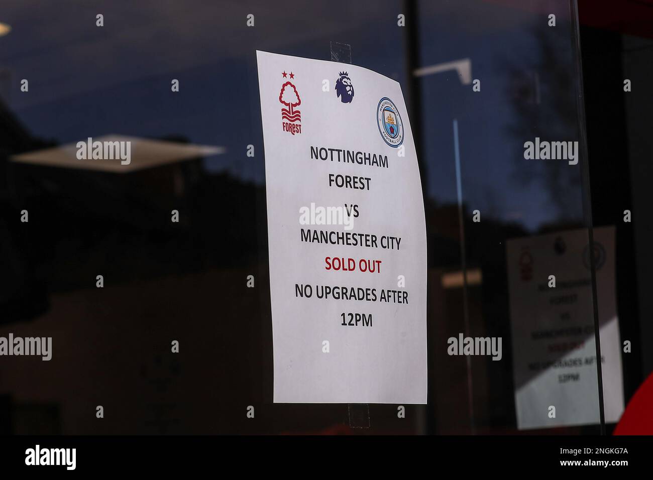 Un cartel de entradas agotadas durante el partido de la Premier League  Nottingham Forest vs Manchester City en City Ground, Nottingham, Reino  Unido, 18th de febrero de 2023 (Foto de Gareth Evans/News