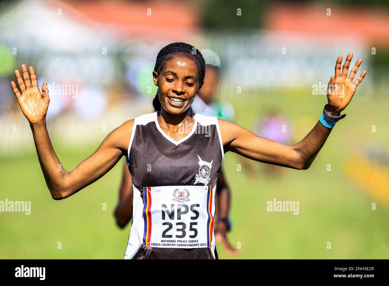 El Campeonato Nacional de Cross Country del Servicio Nacional de Policía en el campo de carreras de Ngong en Nairobi, Kenia. Foto de stock