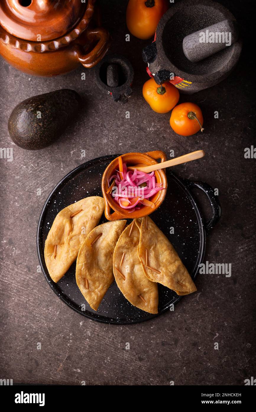 Quesadillas Doradas. Quesadillas fritas hechas con tortillas de maíz