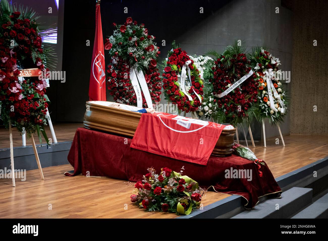 The mortal remains of the former secretary general of UGT Nicolás ...